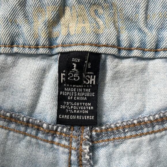 Rewash High-Rise Distressed Denim Shorts | Light Wash, Frayed Hem, Size 1 (25) - Picture 5 of 6